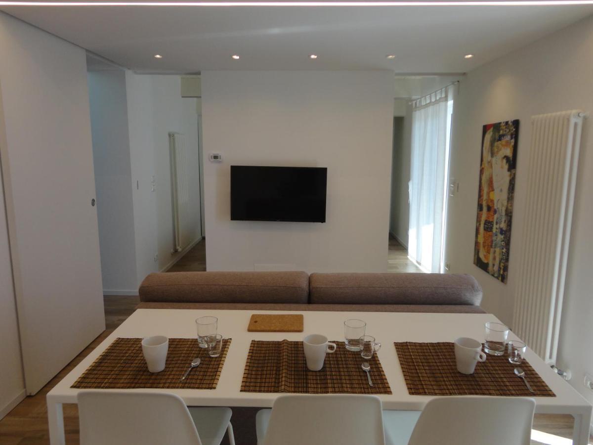 Casa Klimt Vicinissima Al Mare Parcheggio Privato Gratuito Se Disponibile Apartment Pescara Luaran gambar