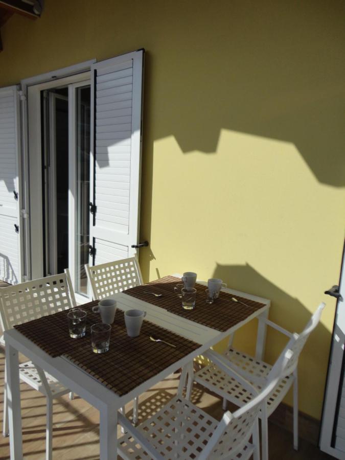 Casa Klimt Vicinissima Al Mare Parcheggio Privato Gratuito Se Disponibile Apartment Pescara Luaran gambar